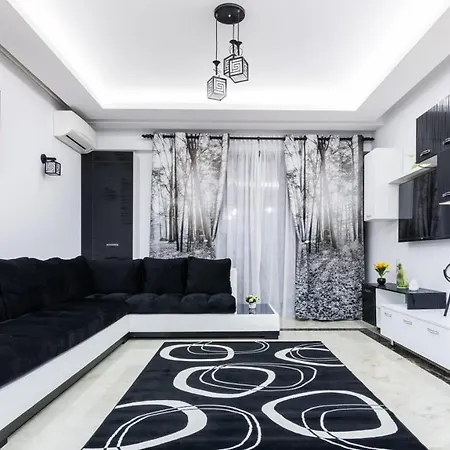 Lux- Sofia 3 *