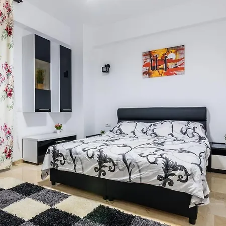 Lux- Sofia 3 Apartman Mamaia